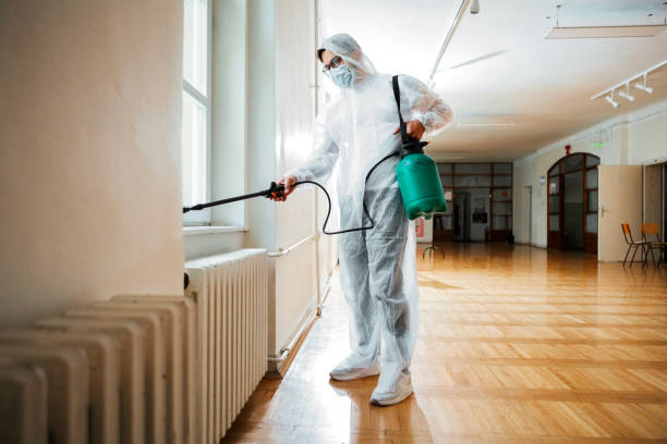 Best Commercial Pest Control Services  in Elroy, WI